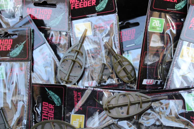 SMALL I LARGE W METHODZIE.