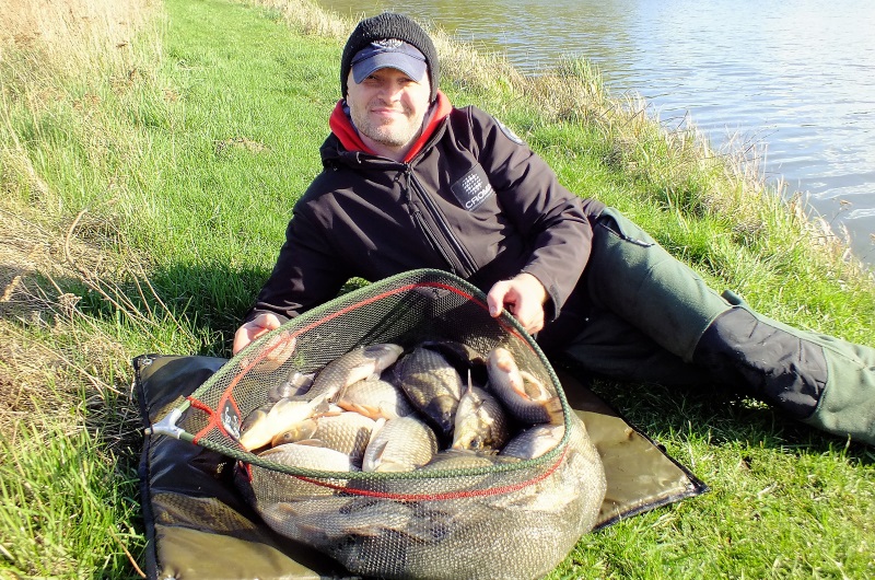 WCZESNĄ WIOSNĄ NA KARASIE